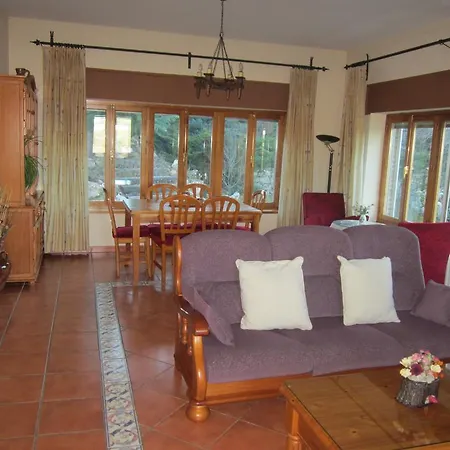 La Ladera * Hoyos del Espino