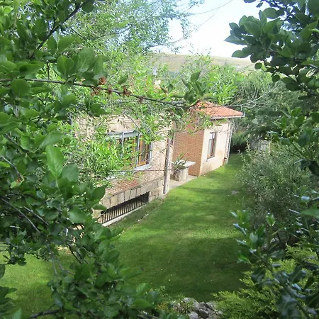 La Ladera Hoyos del Espino